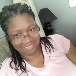 Meet your Posher, Carolyn